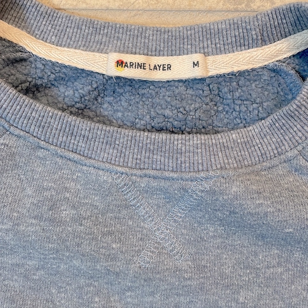 cozy, soft, epically classic marine layer sweatshirt. Barely worn. womens size M - Picture 2 of 5